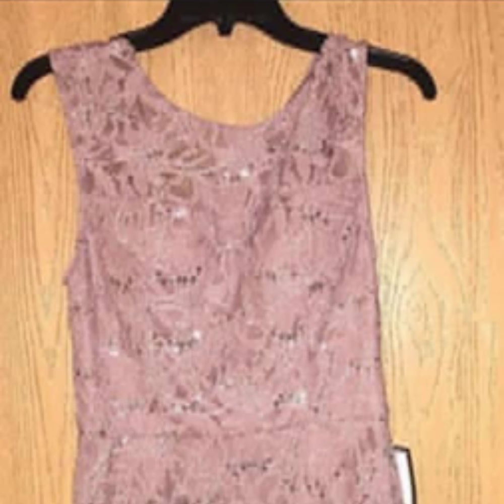 Dress - Picture 2 of 5